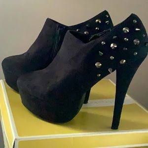 Gently Used Black Spiked Booties